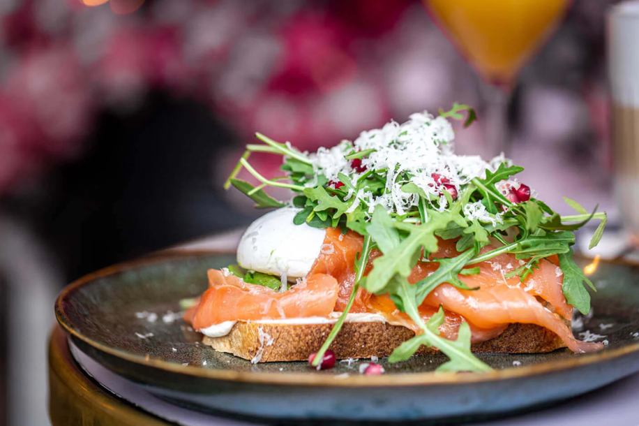 Dans le Marais, cette brasserie mise autant sur l’apéro que sur le brunch